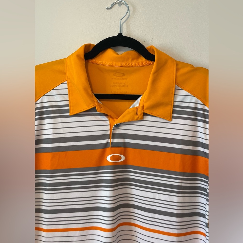 Oakley Men's Golf Polo Collared Shirt in Orange and Gray Stripes - Picture 2 of 6